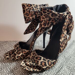 Leopard Print Bow-Tie Heels